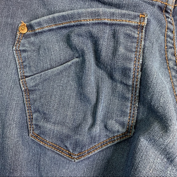 James Jeans- Twiggy Midrise Jeans size 28 - Picture 10 of 14